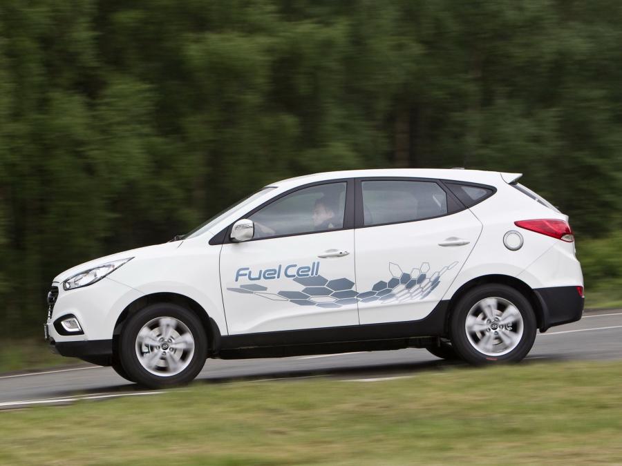  Hyundai ix35 Fuel Cell 2012 года  (фото 19 из 32)